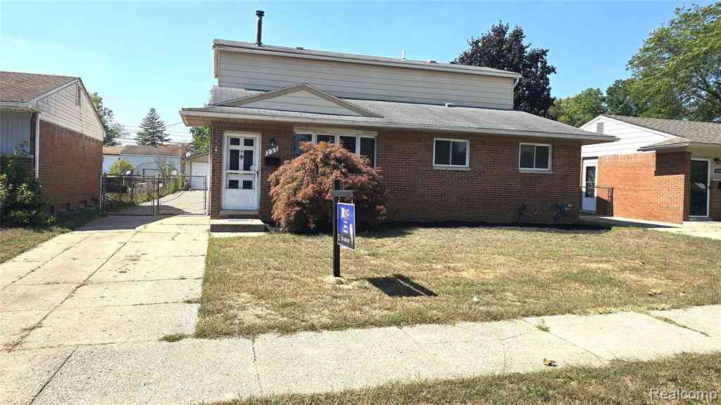 Homes For Sale - 232 S Wildwood Street <br/> Westland, MI 48186