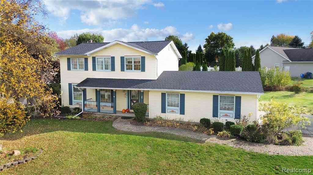 Homes For Sale - 15489 Linden Road <br/> Genesee County, Linden, MI 48451