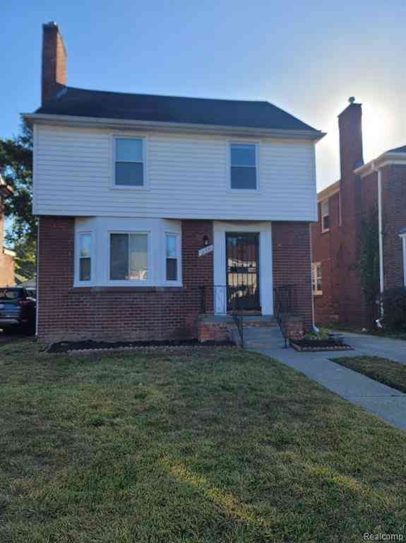 Homes For Sale - 18700 Hartwell Street <br/> Detroit, MI 48235