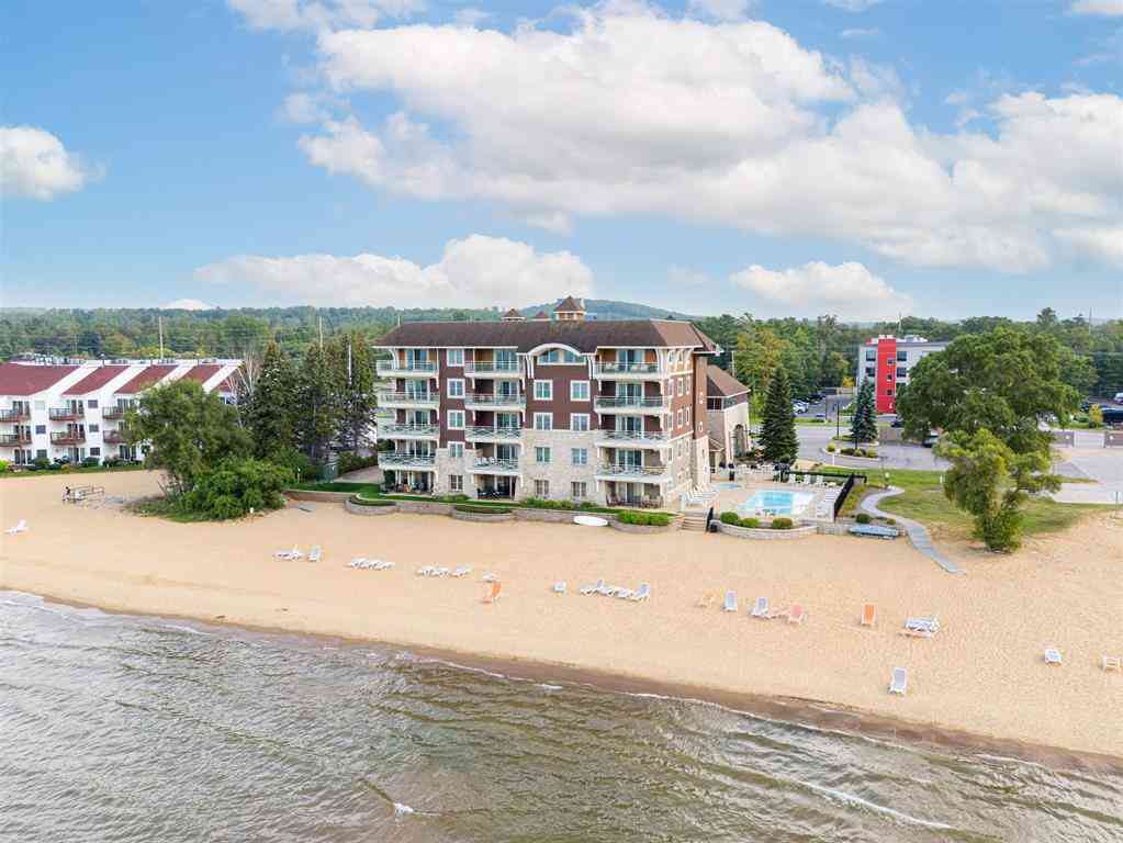 Condo For Sale - 1941 Us-31  <br/> Traverse City, MI 49686