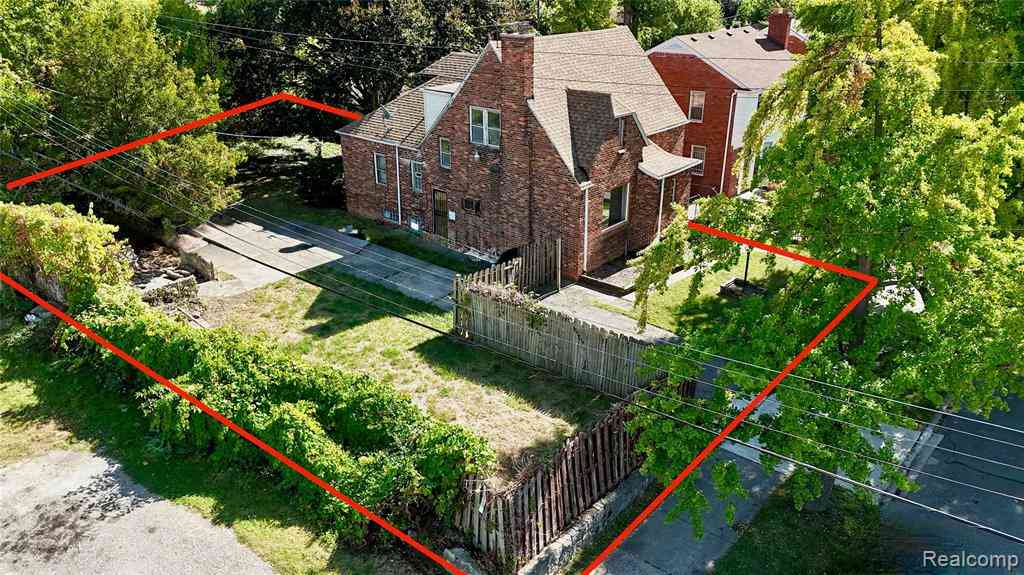 Homes For Sale - 13610 Woodmont Avenue <br/> Wayne County, Detroit, MI 48227