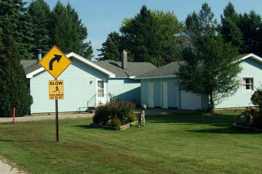 Homes For Sale - 35 Third Street <br/> Eastlake, MI 49626