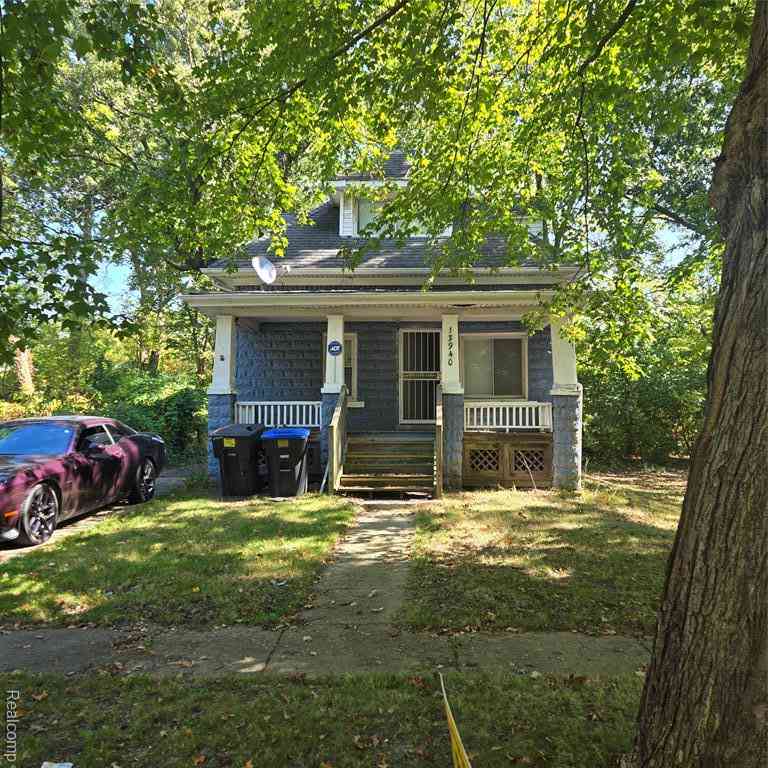 Homes For Sale - 13940 Dolphin Street <br/> Detroit, MI 48223