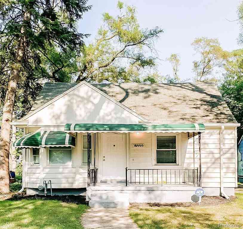 Homes For Sale - 18550 Pierson Street <br/> Wayne County, Detroit, MI 48219