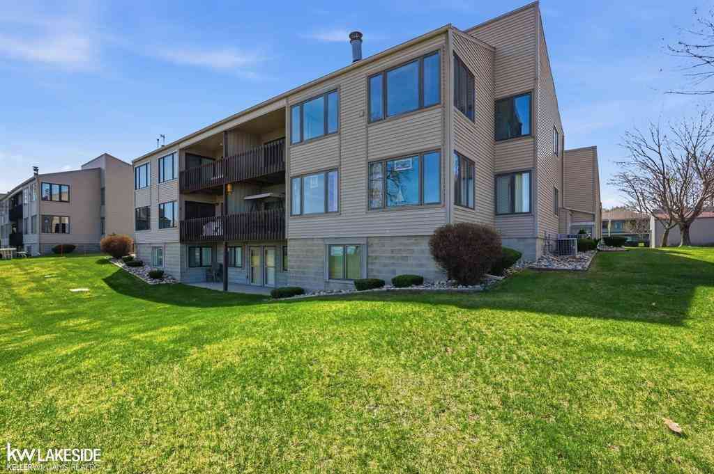 Condo For Sale - 7226 2nd Street <br/> Lakeport, MI 48059