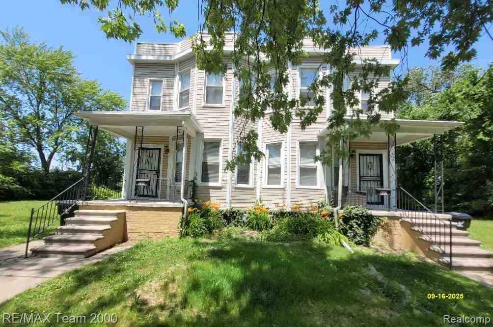 Homes For Sale - 233 Leicester Street Street <br/> Detroit, MI 48202