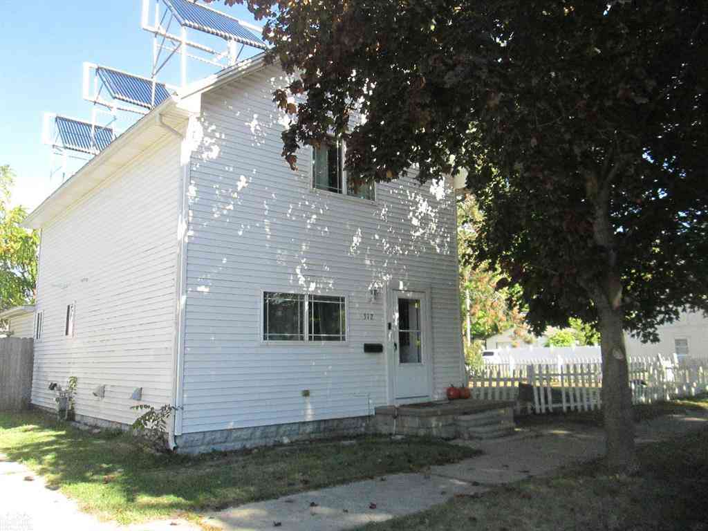 Homes For Sale - 312 Bruce Street <br/> Marine City, MI 48039