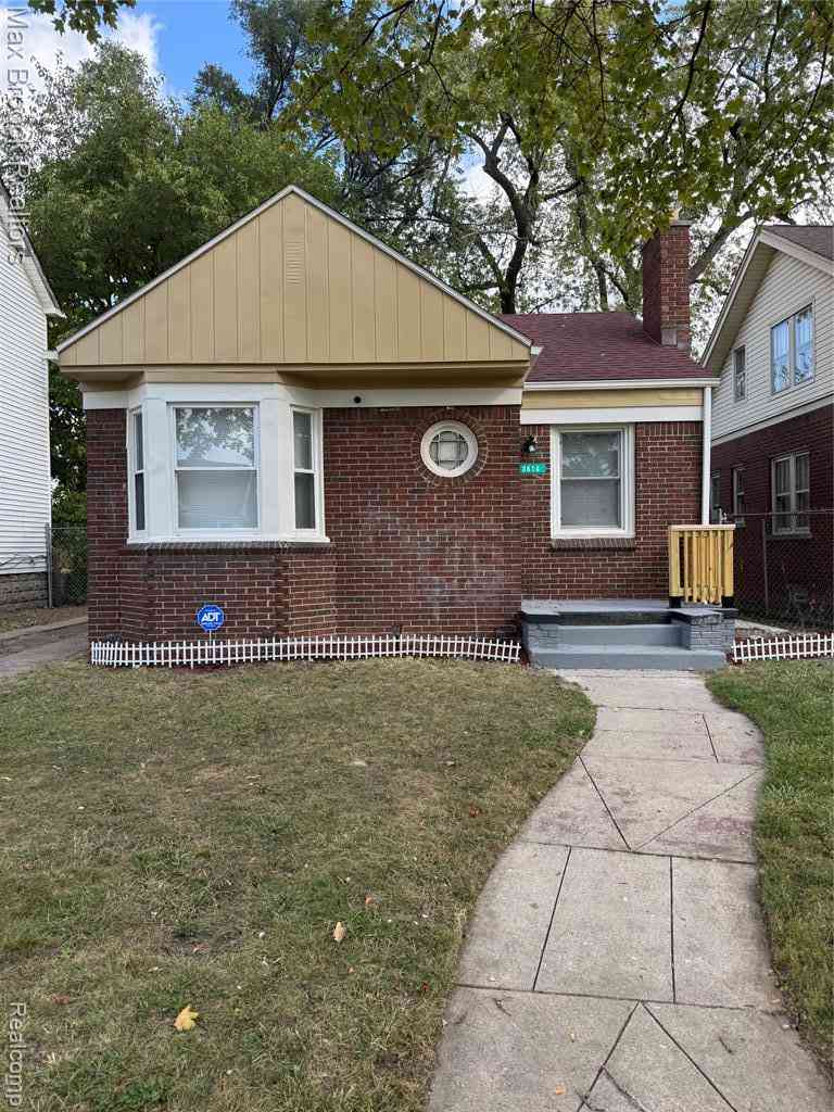 Homes For Sale - 13614 Montrose Street <br/> Detroit, MI 48227
