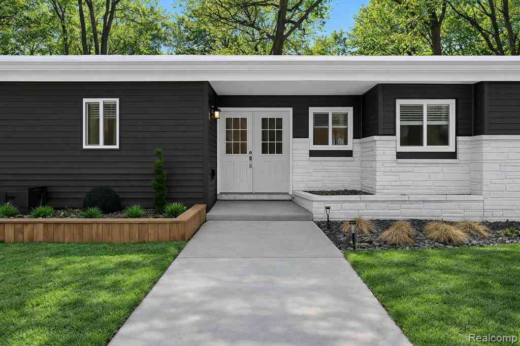 Homes For Rent - 2566 Harrington Road <br/> Rochester, MI 48307