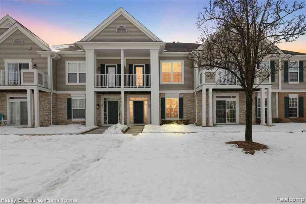 Condo For Rent - 1180 Alameda Boulevard <br/> Troy, MI 48085