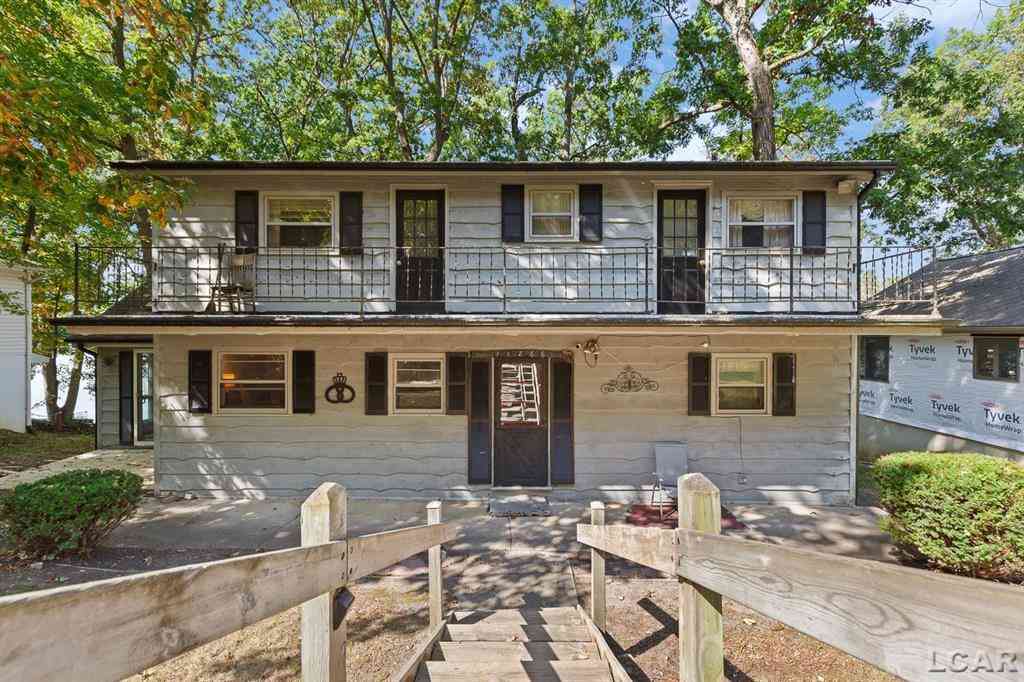 Homes For Sale - 11866 Bradley Drive <br/> Jerome, MI 49249