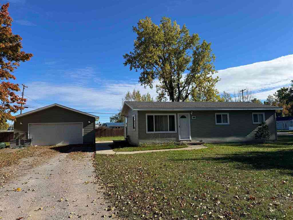 Homes For Sale - 909 Farnsworth  <br/> Iosco County, Oscoda, MI 48750