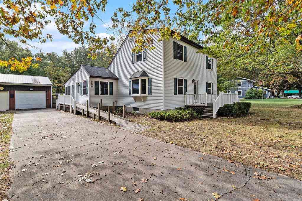 Homes For Sale - 559 E Sands Street <br/> Pentwater, MI 49449