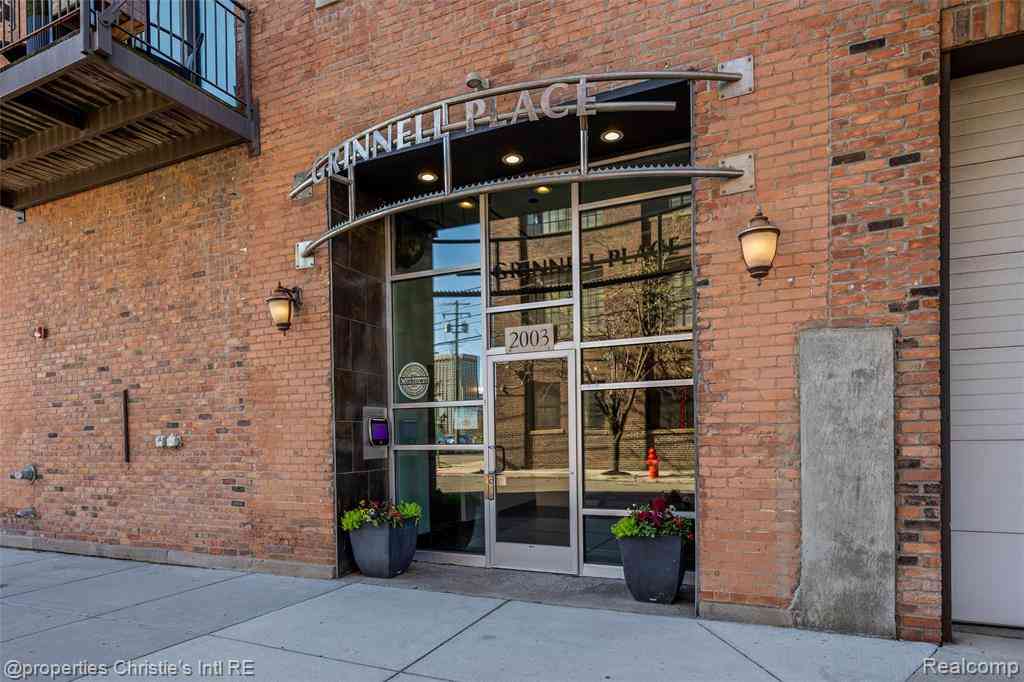 Condo For Sale - 2003 Brooklyn Street  #29/403<br/> Detroit, MI 48226