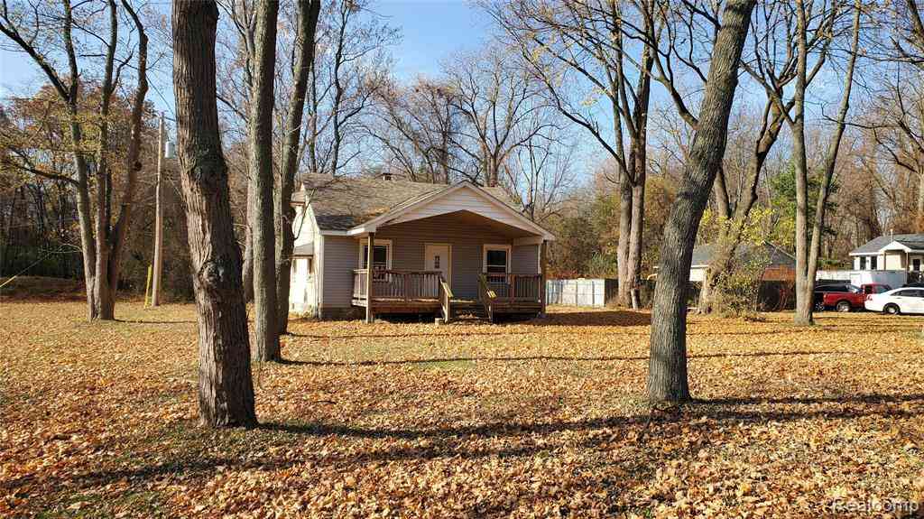 Homes For Sale - 21191 Berg Road <br/> Southfield, MI 48033