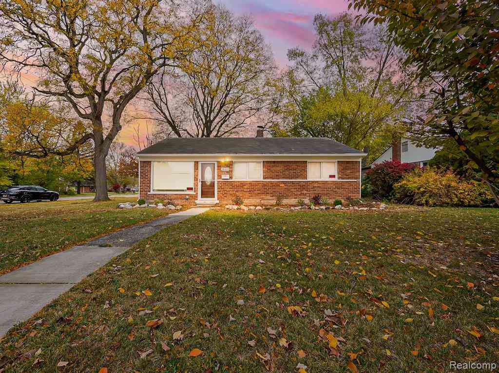Homes For Sale - 28405 Stuart Avenue <br/> Southfield, MI 48076