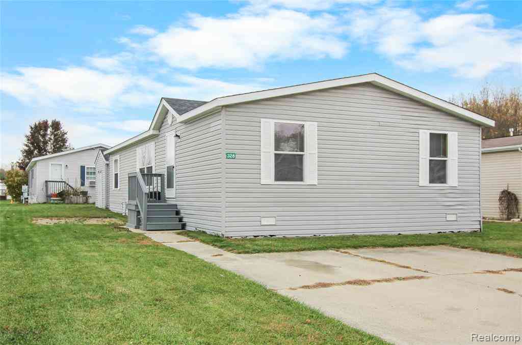 Homes For Sale - 328 White Oak Lane <br/> Washtenaw County, Whittaker, MI 48190