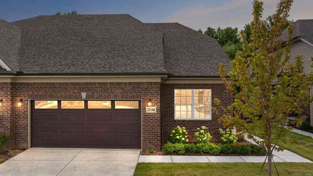 Condo For Sale - 21138 Lilac Lane <br/> Clinton Township, MI 48036