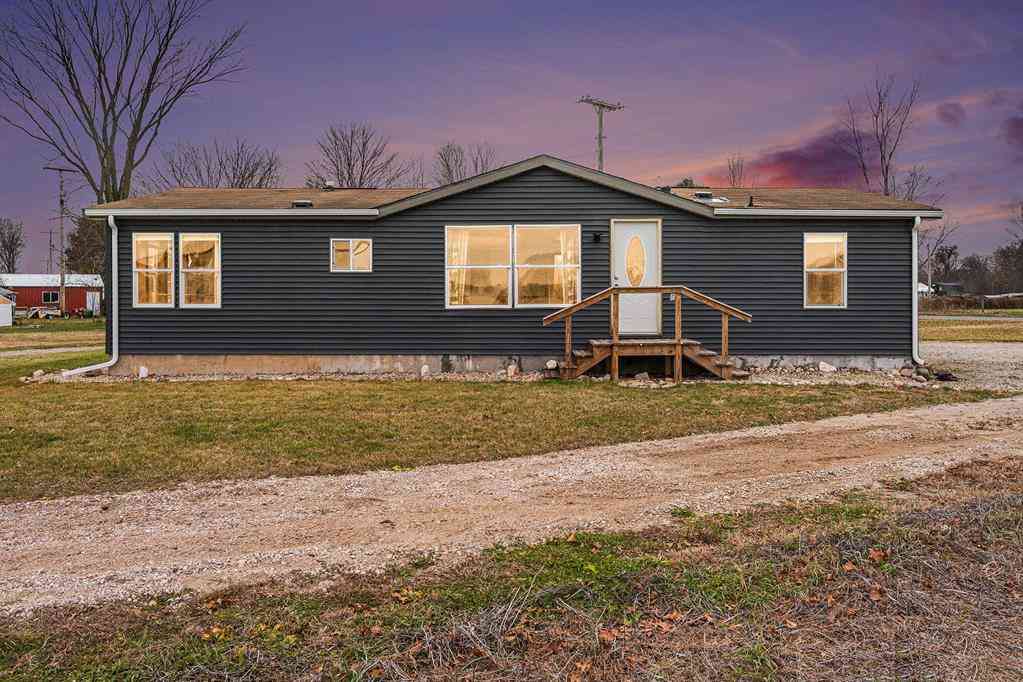 Homes For Sale - 12901 Millers Mill Road <br/> Saint Joseph County, Constantine, MI 49042