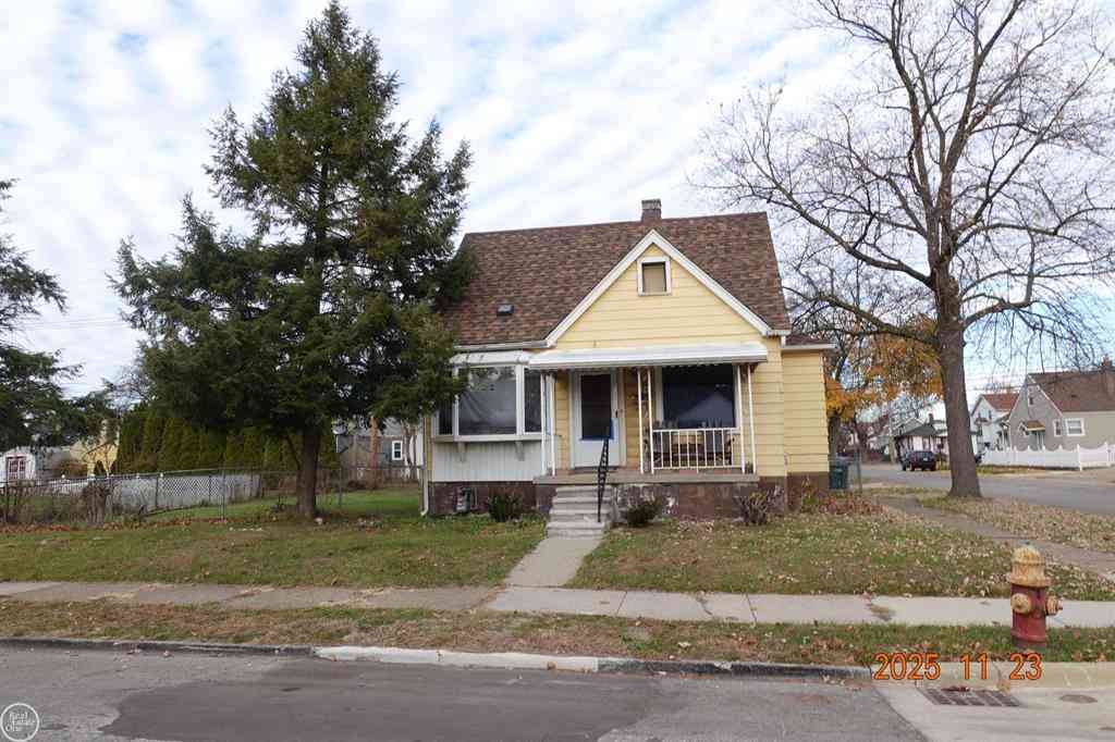 Homes For Sale - 808 White Avenue <br/> Lincoln Park, MI 48146