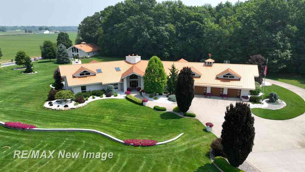 Homes For Sale - 1134 N Graham Road <br/> Saginaw, MI 48609