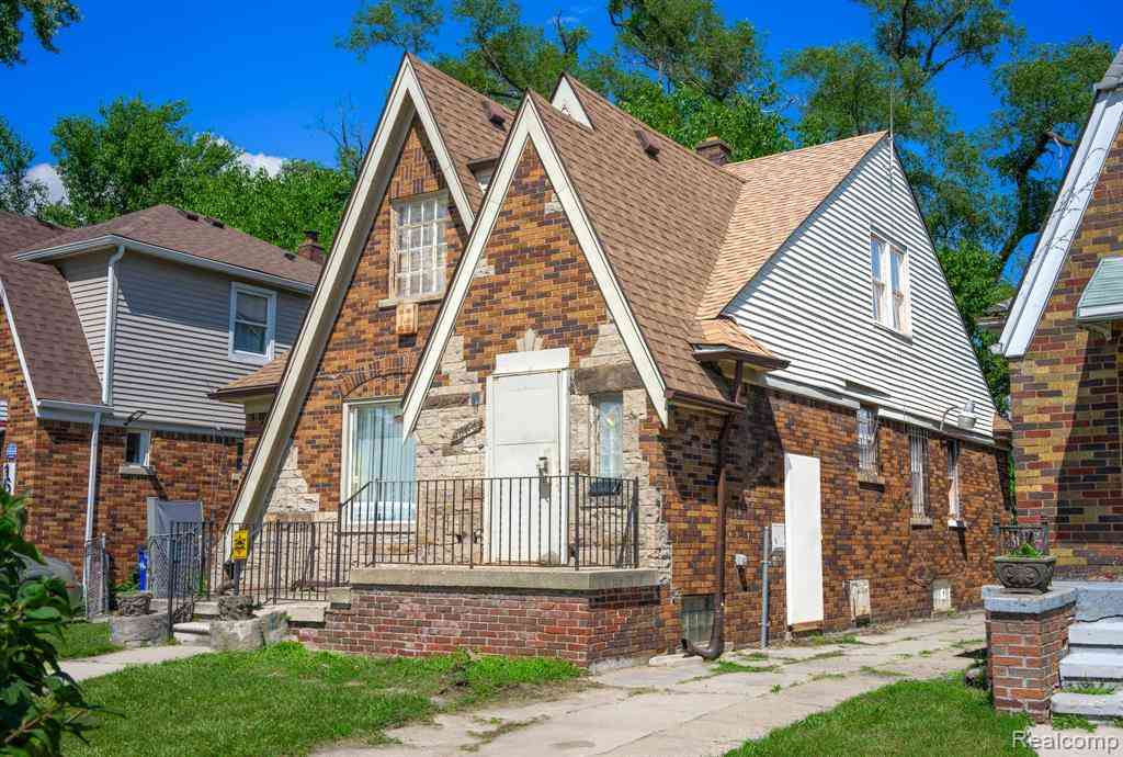 Homes For Sale - 16176 Tracey Street <br/> Detroit, MI 48235