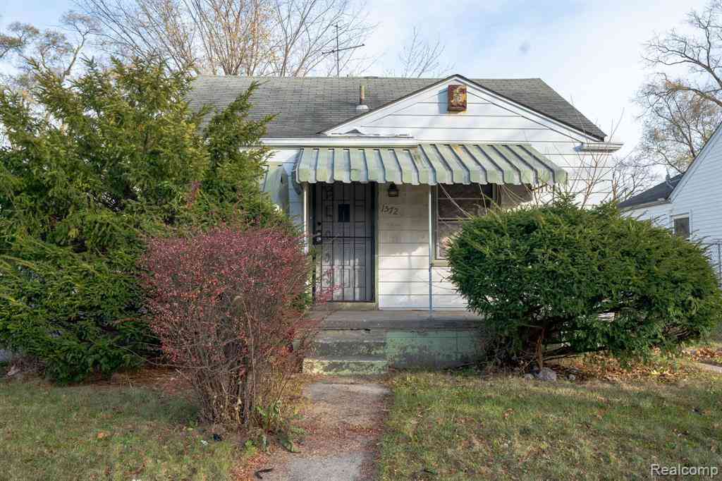 Homes For Sale - 15726 Hubbell Street <br/> Wayne County, Detroit, MI 48227