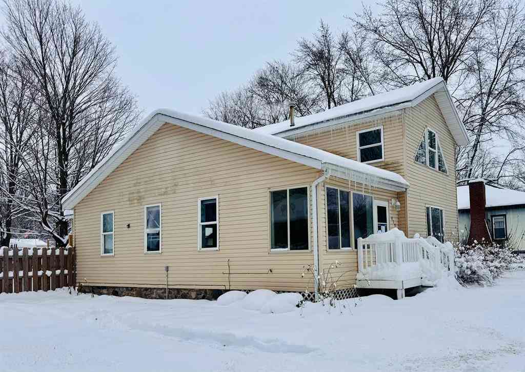 Homes For Sale - 415 S Main Street <br/> Lawton, MI 49065