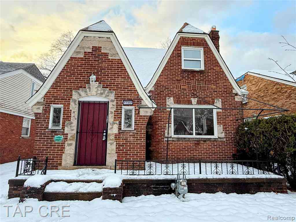 Homes For Sale - 17351 Ilene Street <br/> Detroit, MI 48221