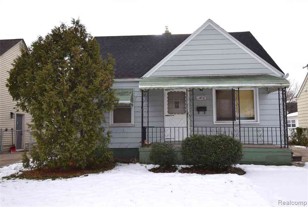 Homes For Sale - 19816 Rosedale Street <br/> Macomb County, Saint Clair Shores, MI 48080