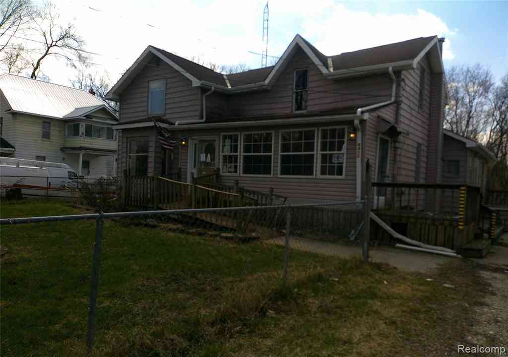 Homes For Sale - 8405 N Vassar Road <br/> Genesee County, Mount Morris, MI 48458