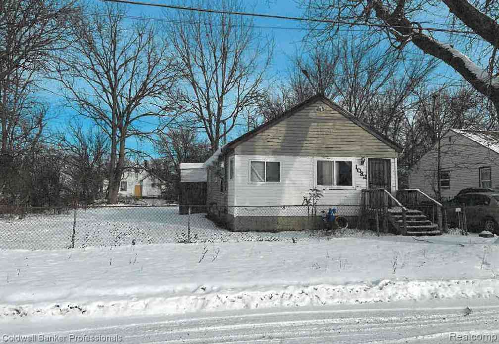 Homes For Sale - 1082 W Juliah Avenue <br/> Flint, MI 48505