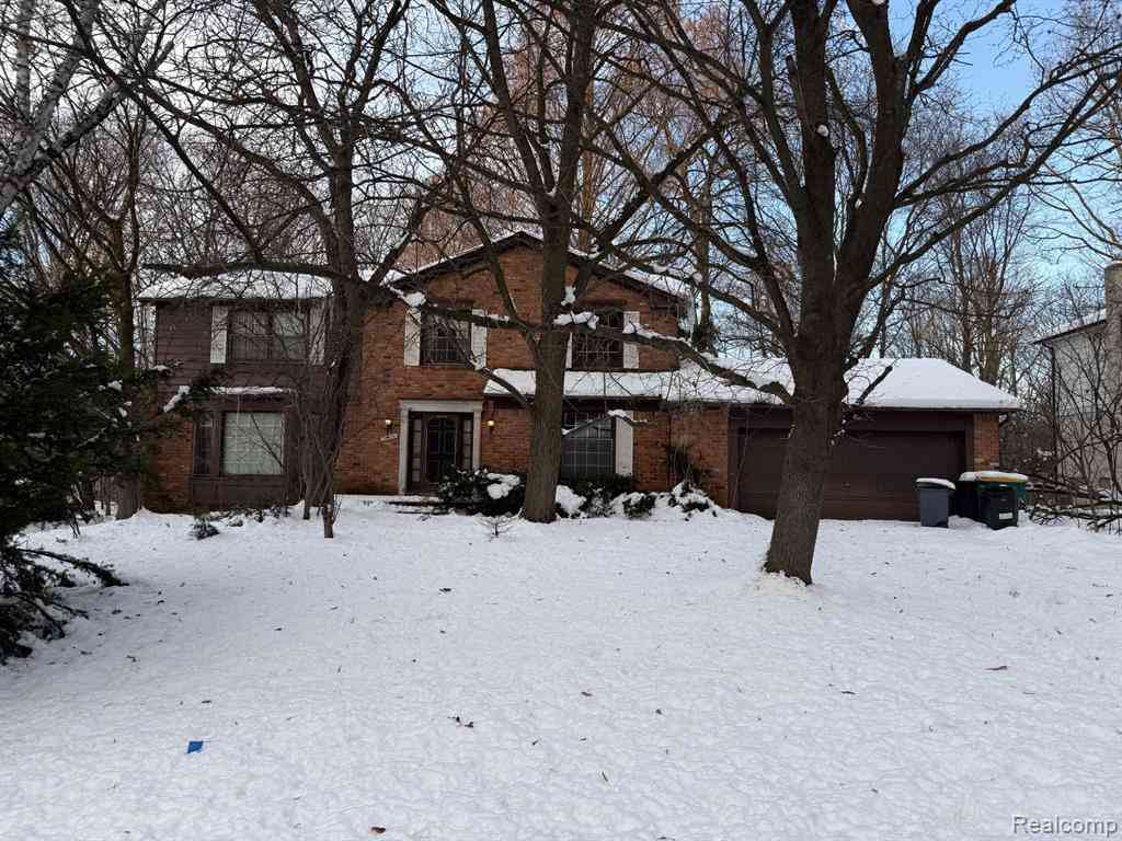 Homes For Sale - 34630 Old Timber Road <br/> Oakland County, Farmington Hills, MI 48331