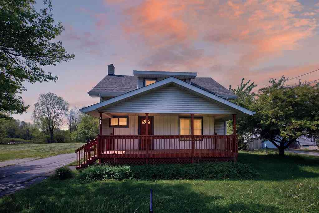 Homes For Sale - 611 W Flint Street <br/> Davison, MI 48423