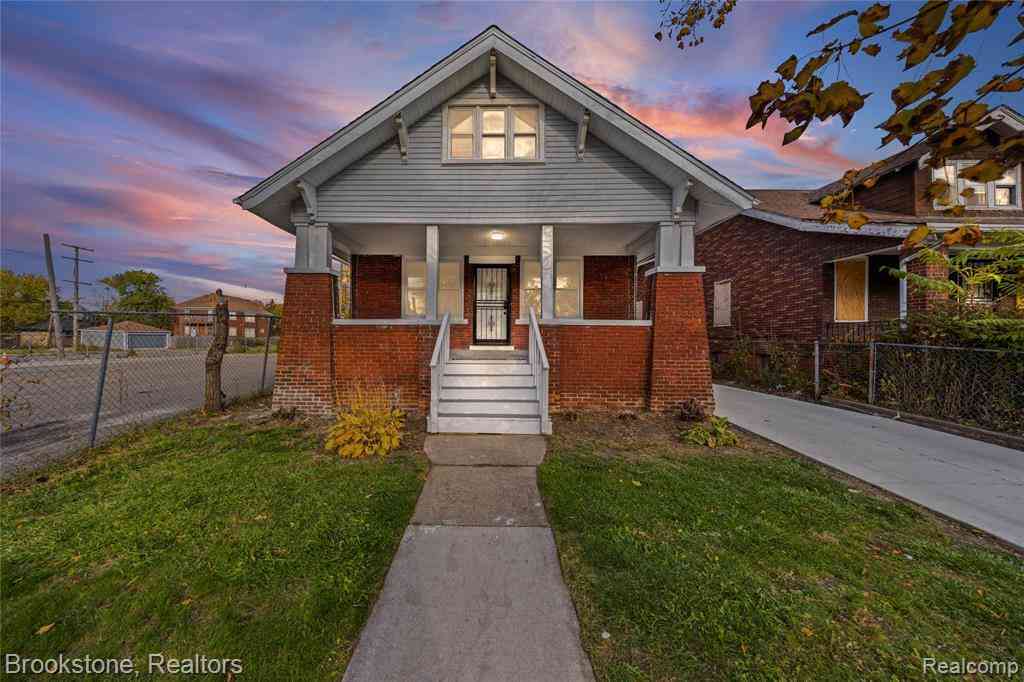 Homes For Sale - 4888 Maxwell Street <br/> Detroit, MI 48214