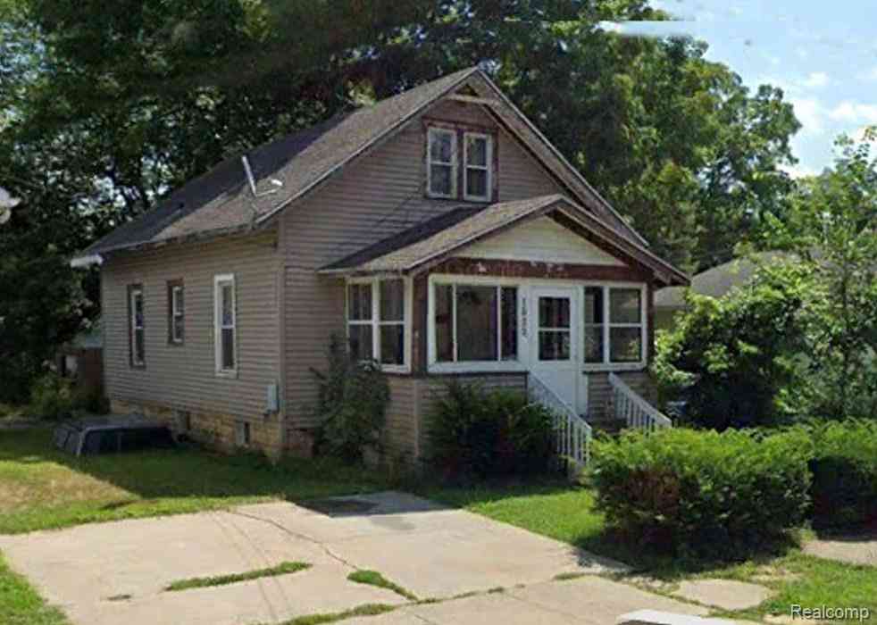 Homes For Sale - 1522 Illinois Avenue <br/> Lansing, MI 48906