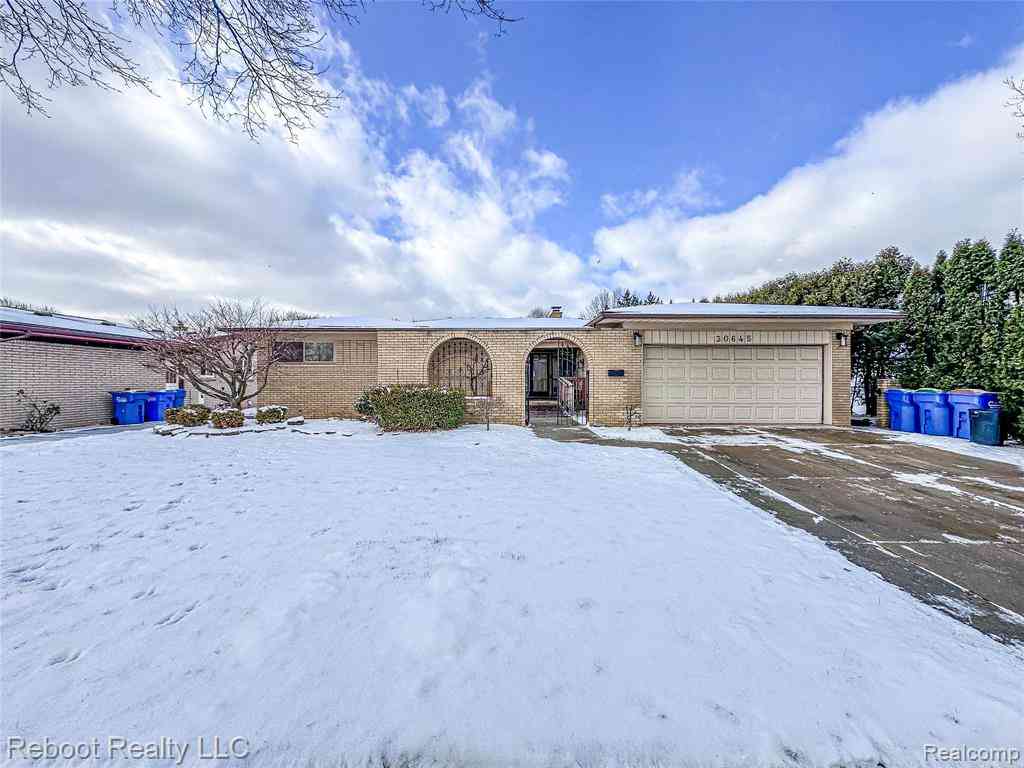 Homes For Sale - 30645 Lebanon Drive <br/> Warren, MI 48093