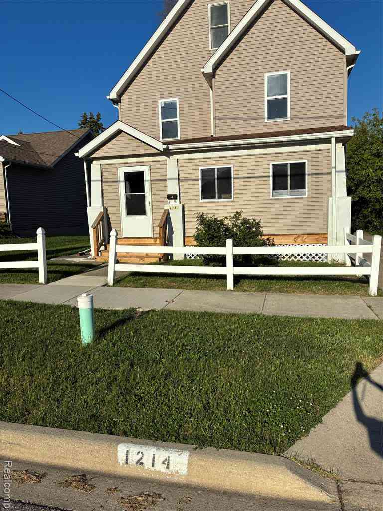 Homes For Sale - 1214 Root Street <br/> Flint, MI 48503