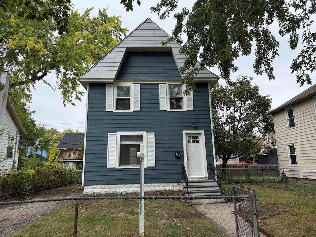 Homes For Sale - 913 Bryant Street <br/> Kalamazoo County, Kalamazoo, MI 49001