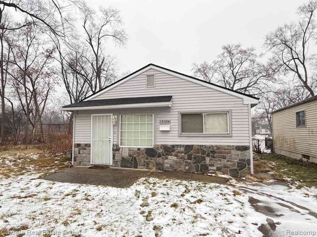 Homes For Sale - 15354 Lahser Road <br/> Detroit, MI 48223