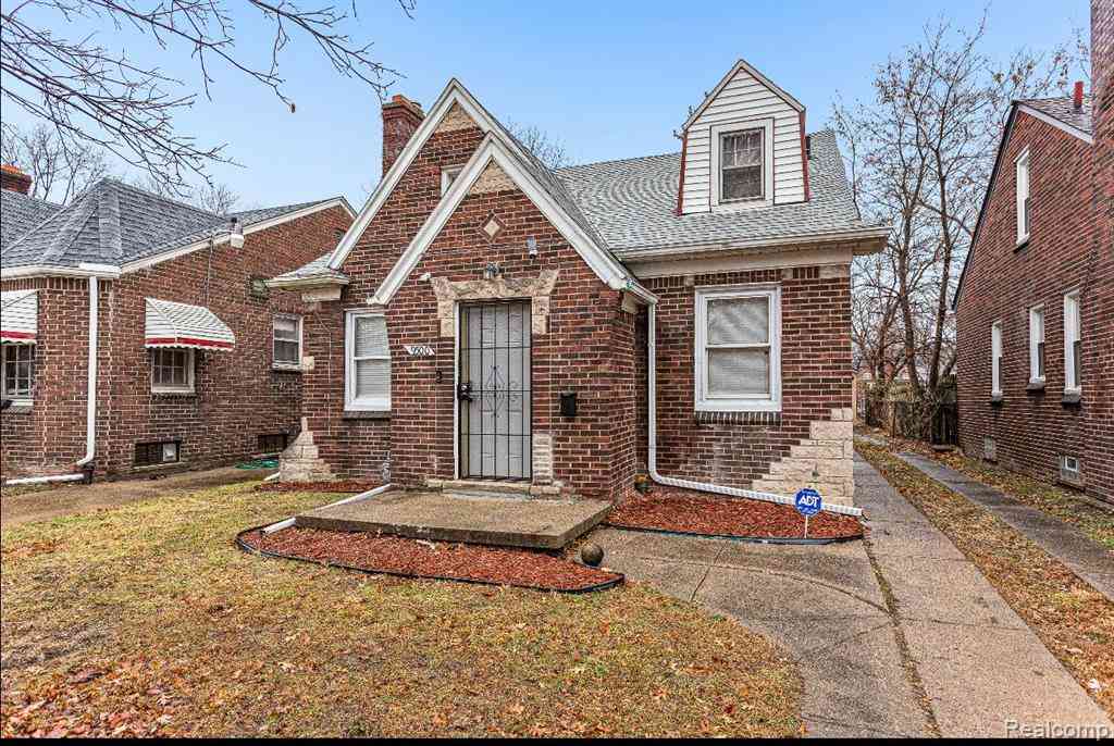 Homes For Sale - 9500 Lakepointe Street <br/> Detroit, MI 48224