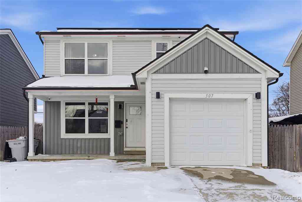 Homes For Sale - 507 E Muir Avenue <br/> Hazel Park, MI 48030