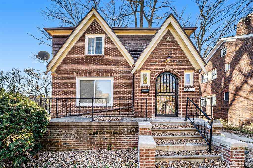 Homes For Sale - 5911 Yorkshire Road <br/> Wayne County, Detroit, MI 48224