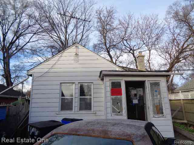 Homes For Sale - 14995 Maddelein Street <br/> Wayne County, Detroit, MI 48205