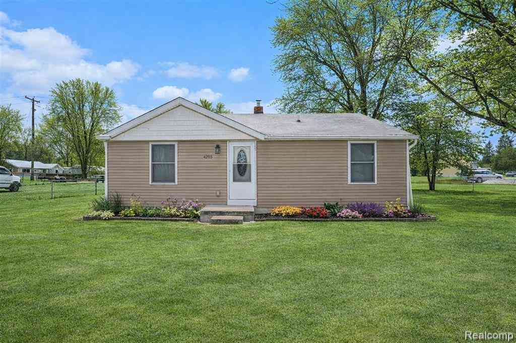 Homes For Sale - G4203 Van Slyke Road <br/> Flint, MI 48507