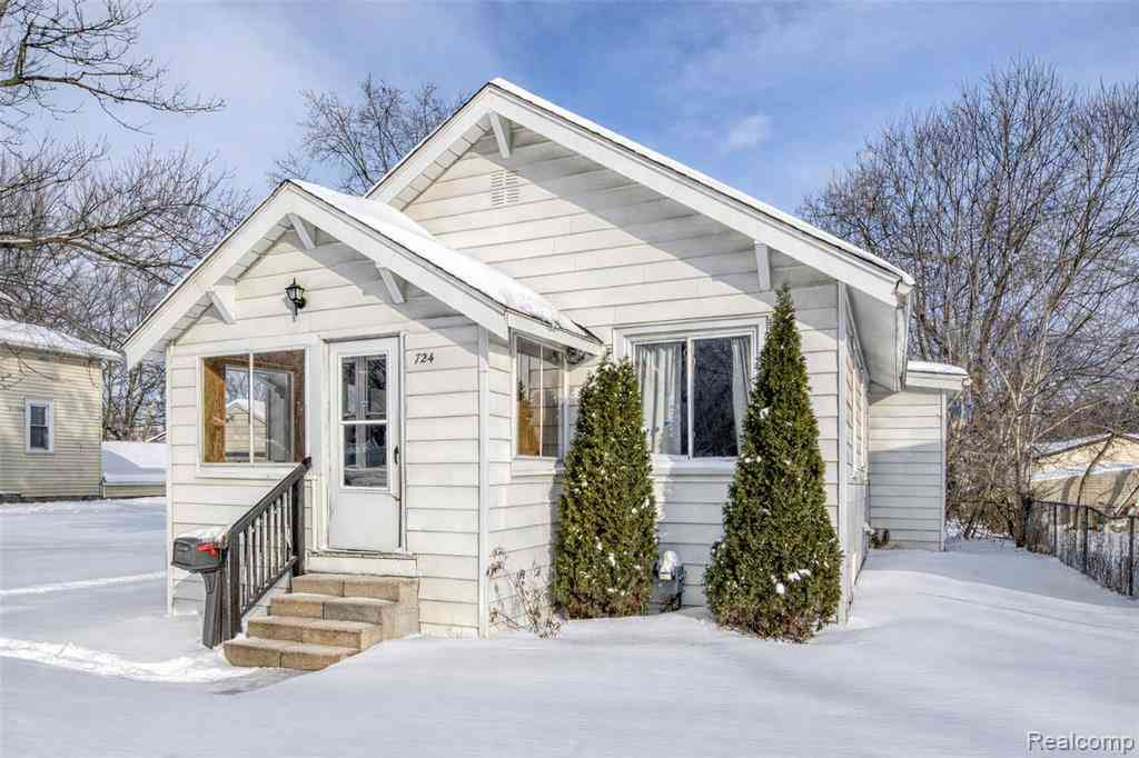 Homes For Sale - 724 Robinwood Street <br/> Pontiac, MI 48340