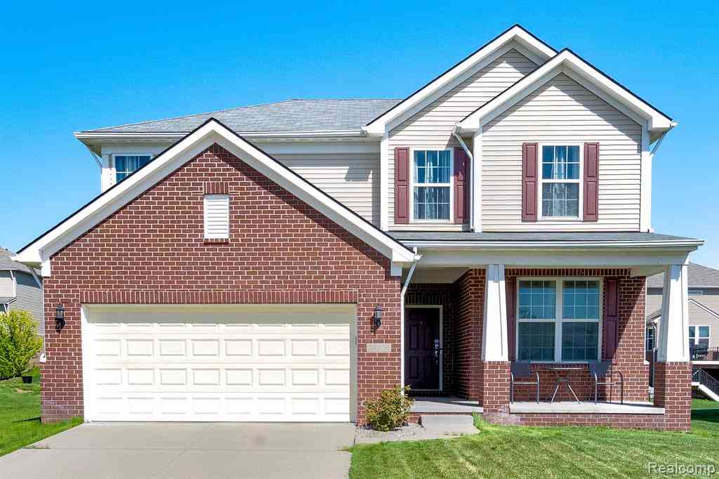 Homes For Rent - 29816 Autumn Gold Drive <br/> New Hudson, MI 48165