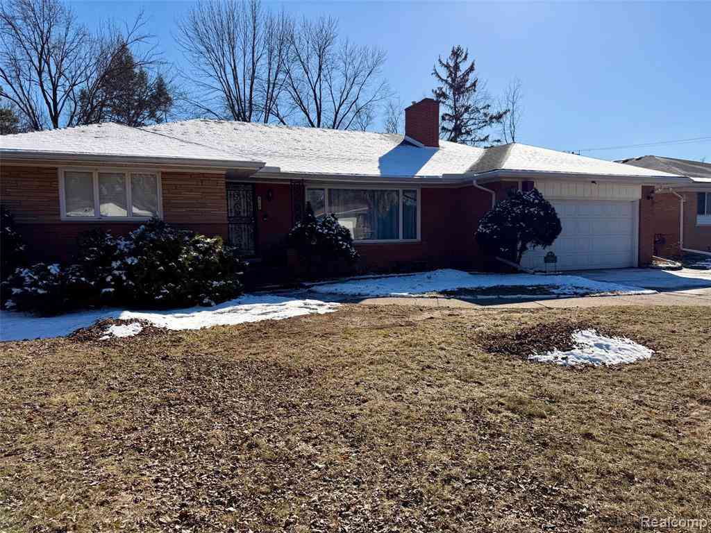 Homes For Sale - 17617 Avilla Blvd Boulevard <br/> Lathrup Village, MI 48076
