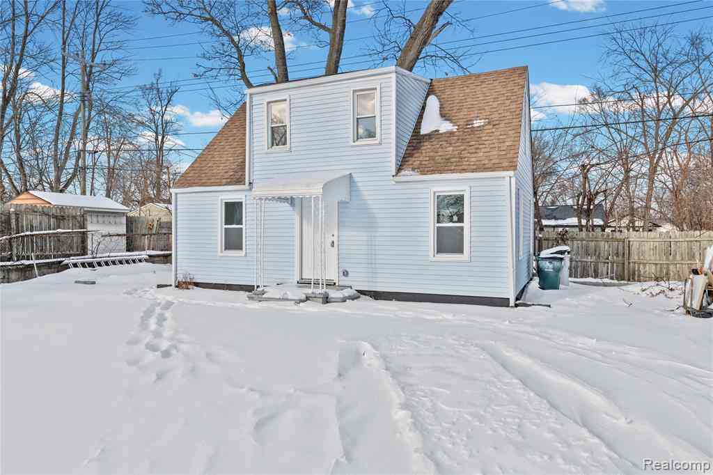 Homes For Sale - 1523 E Madge Avenue <br/> Hazel Park, MI 48030