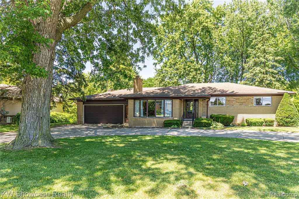 Homes For Sale - 3651 Chicago Road <br/> Warren, MI 48092